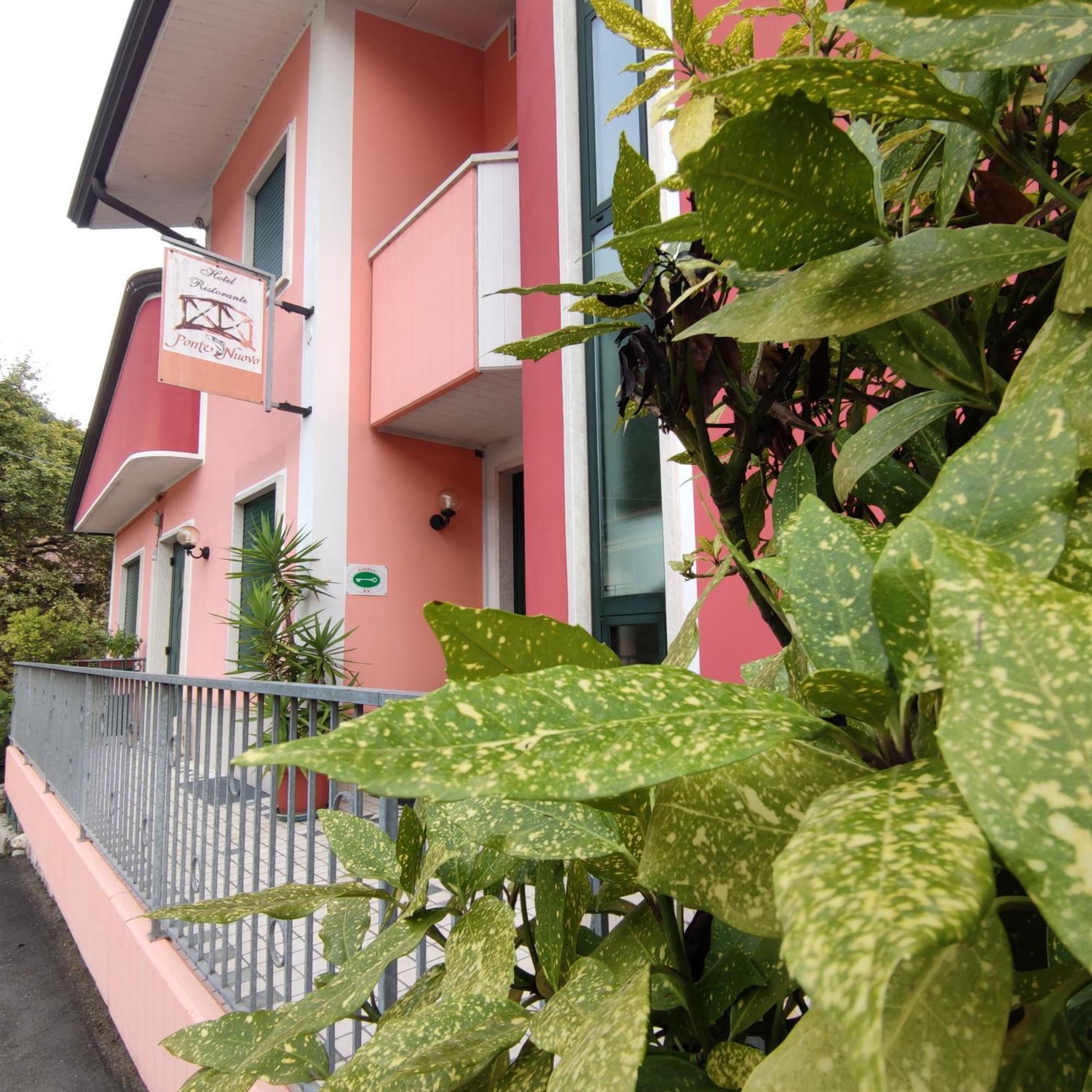 Ponte Nuovo Bed & Breakfast Altissimo Exterior photo